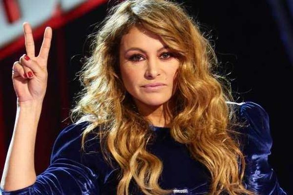 Directora de escuela pierde su trabajo por imitar a Paulina Rubio en TikTok (+video/fotos)
