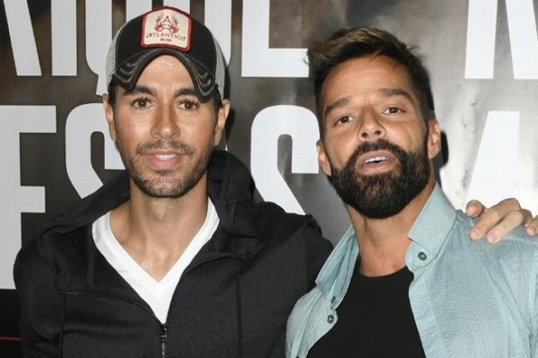 Enrique Iglesias y Ricky Martin aplazan su gira para el 2021