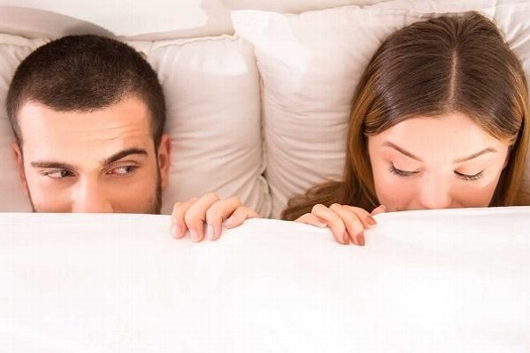 ¿Quiéres ganarte 66 mil pesos? Empresa busca parejas para tener intimidad en sus colchones