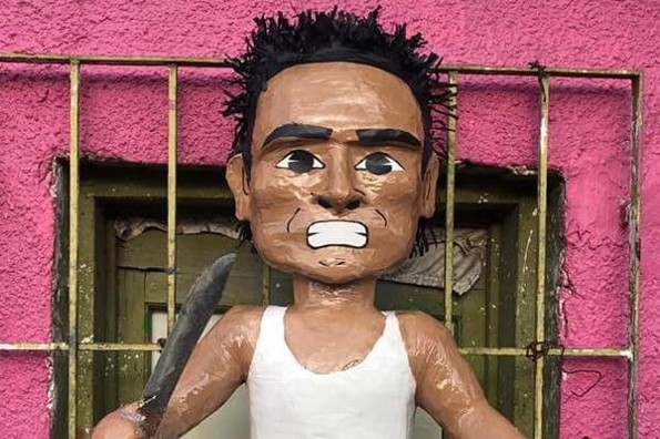 Hacen piñata del 
