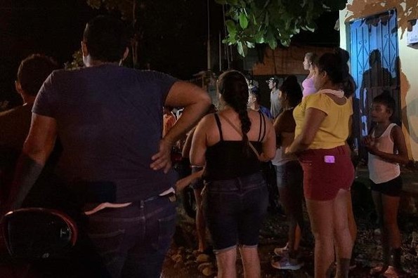 Con rezos y pistola intentan cazar a supuesto 