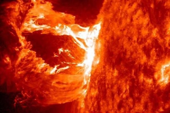 Tormenta solar golpearía la Tierra; causaría apagones y corte en las comunicaciones