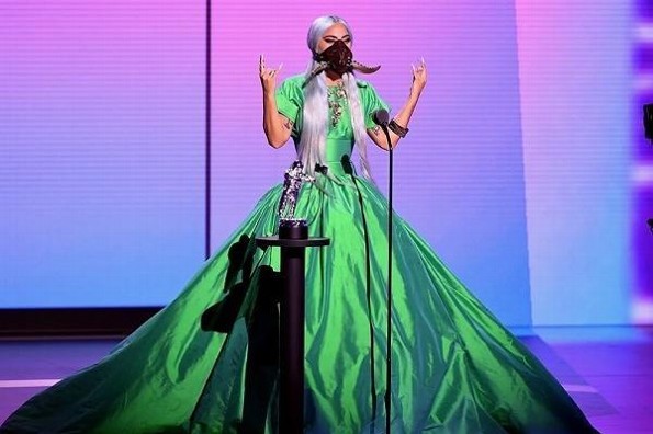 Lady Gaga arrasa en los MTV Video Music Awards; checa la lista de ganadores