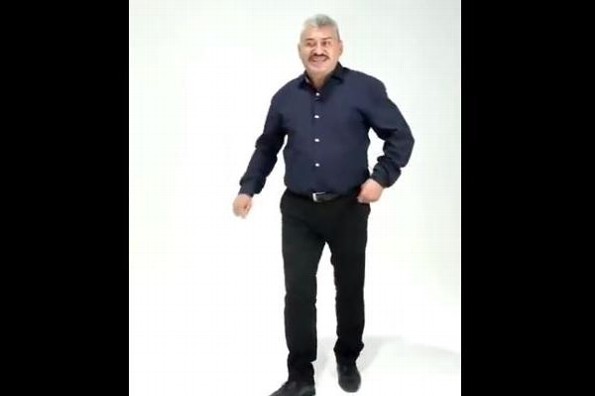 Lobo Vásquez saca tutorial de baile al estilo Patrick Miller (+video)