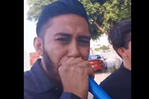 Lleva serena a su ex para pedirle perdón y la encuentra con otro (+video)