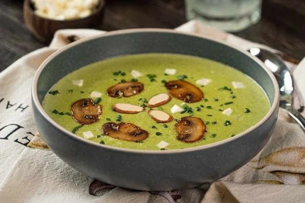 Receta de hoy: Crema de ejotes con almendras