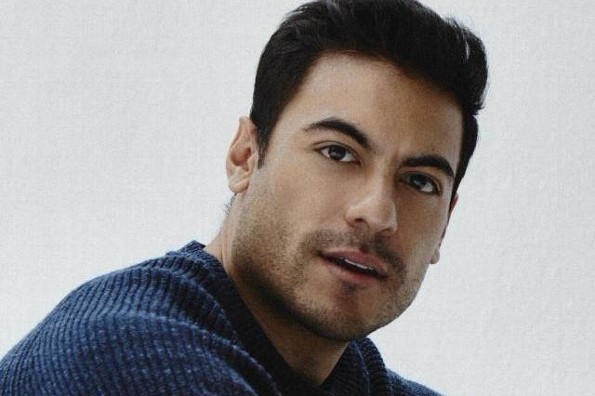 Concluye Carlos Rivera el lanzamiento de sus canciones a voz y guitarra