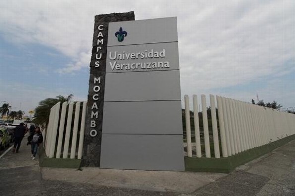 Si hiciste examen de admisión para la UV, checa aquí si quedaste  