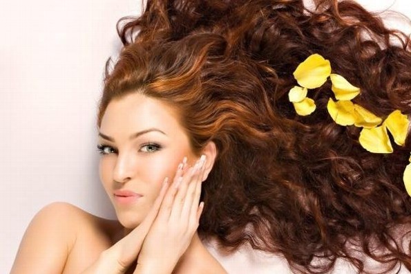 Cinco alimentos indispensables para un cabello sano y fuerte