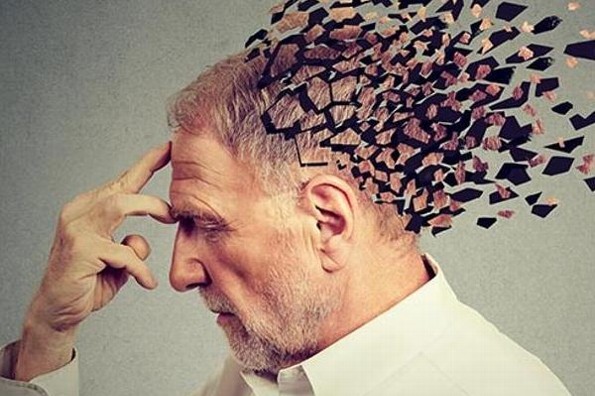 Qué tanto sabes del Alzheimer... Checa los síntomas y cuidados