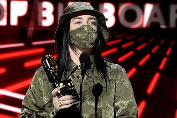 Billie Eilish gana dos premios Billboard Music Awards 2020 (+fotos/video)