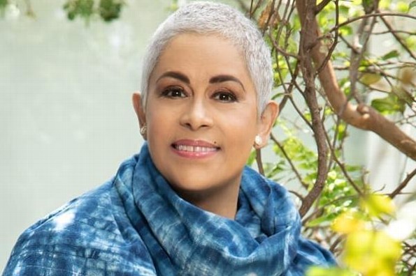 Eugenia León, feliz con dos nominaciones al Latin Grammy (+fotos/video)