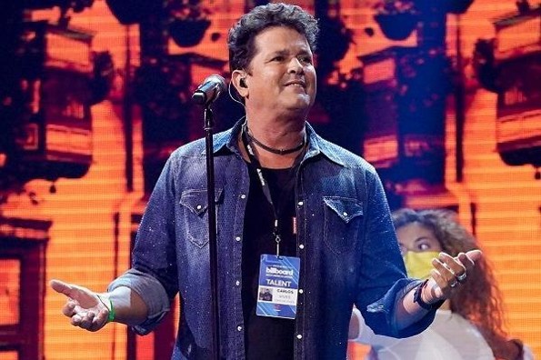 Carlos Vives recibe el Premio Billboard Salón de la Fama (+video)