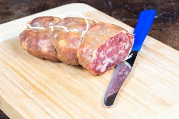 Entérate de qué está hecho el queso de puerco