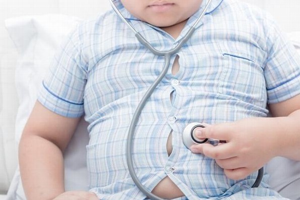 Recomiendan cuidar la alimentación de los niños para evitar obesidad 