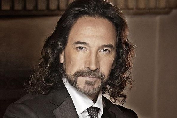Se viraliza romántico mensaje de Marco Antonio Solís y llueven memes (+fotos)