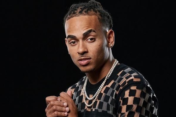 Ozuna se quita toda la ropa para asolearse (+foto)