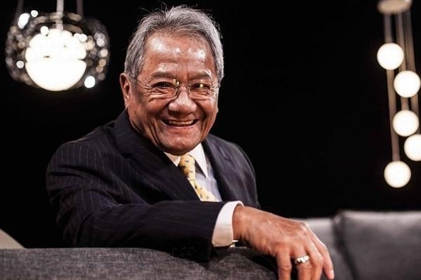 Políticos, artistas y personalidades reaccionan ante la muerte de Manzanero