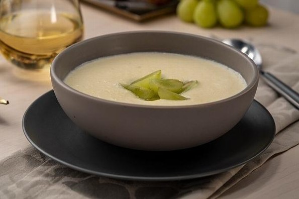 Receta de hoy: Crema de queso con uvas