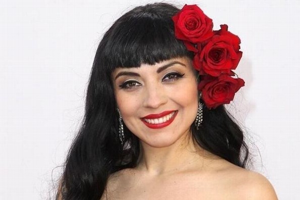 Mon Laferte quiere dueto Paquita la del Barrio (+video)