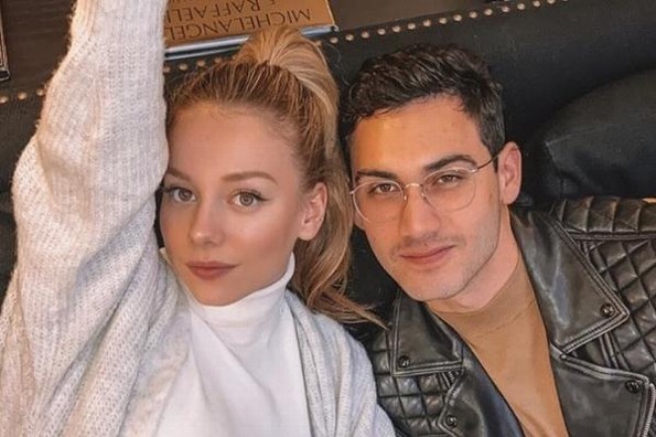 Amorosa felicitación de Ester Expósito a Alejandro Speitzer en su cumpleaños 