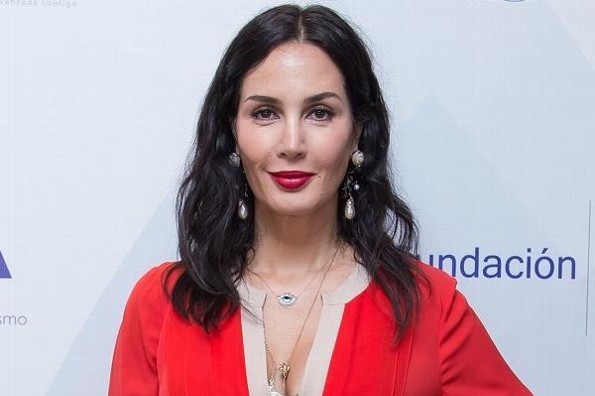 Martha Cristiana acusa al escritor Andrés Roemer de presunto 
