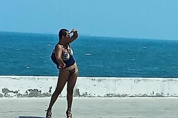 Se viraliza joven que pasea en lencería de mujer en bulevar de Boca del Río (+fotos)