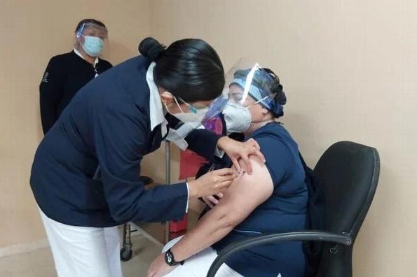 Este martes inicia vacunación contra COVID-19 en Veracruz; ubica módulo y día que te toca