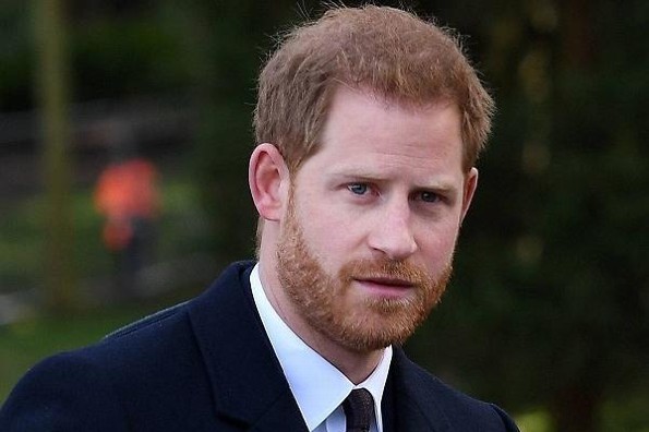 Contratan al Príncipe Harry en una empresa de coaching