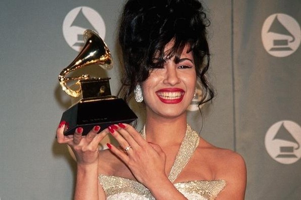 Selena a 26 años de su muerte; estas son sus 5 mejores canciones (videos)