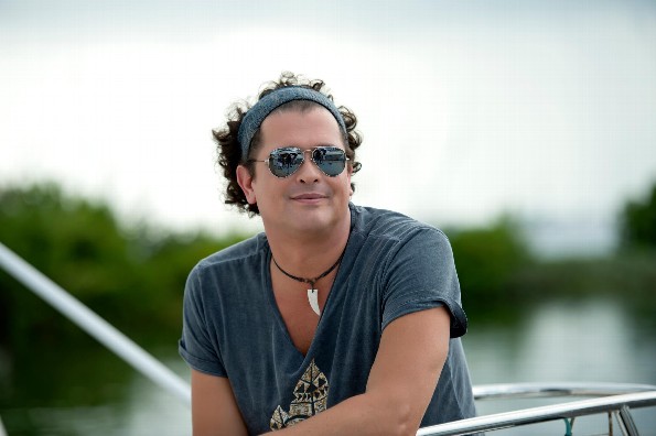 Fallece el padre de Carlos Vives, el cantante lo despide con emotivo mensaje
