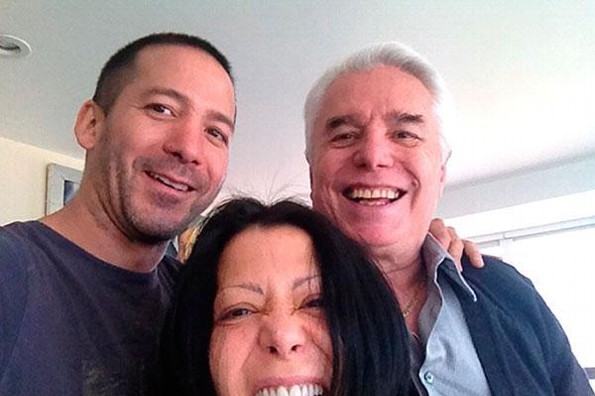 Tras las acusaciones de Frida Sofía, hijo de Enrique Guzmán defiende a su padre