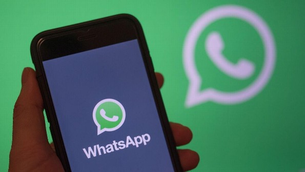 WhatsApp permitirá activar mensajes temporales en chats grupales 