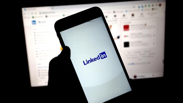 LinkedIn advierte sobre ofertas de trabajo con virus