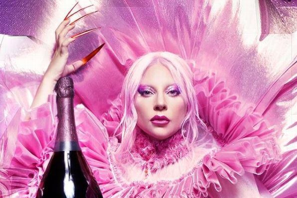 Acusan a Coldplay de plagiar a Lady Gaga 