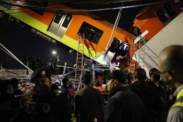 Impresionante imágenes del desplome del Metro de la CDMX (+video)