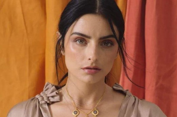 Operan de emergencia a Aislinn Derbez (+fotos)