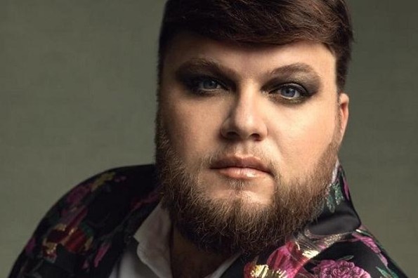 Enrique Ramil y Karina presentan 