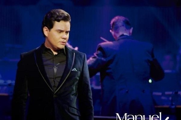 Manuel José en Veracruz... Dos generaciones, un mismo sentimiento Manuel José en Veracruz... Dos generaciones, un mismo sentimiento