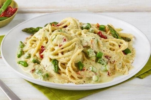 Receta de hoy: Espagueti con salsa de espárragos
