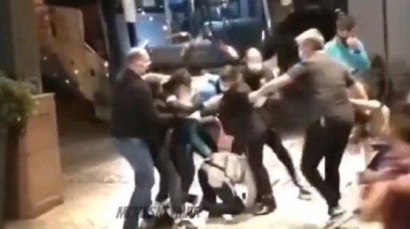 ¡Sorprendente! Fanáticos atropellan a Neymar ¡Sorprendente! Fanáticos atropellan a Neymar