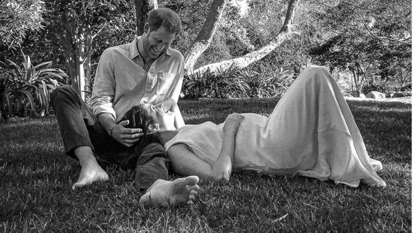 El príncipe Harry y Meghan Markle dan la bienvenida a su hija, Lilibet Diana