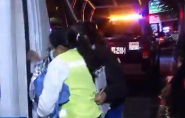 Jovencita da a luz en su casa; papás no sabían que su hija estaba embarazada (+video) 