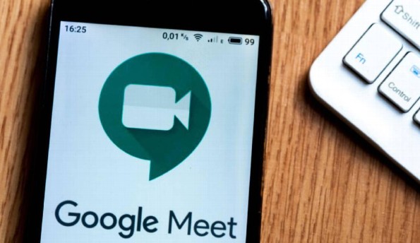 Google Meet estrena filtros y efectos para videollamadas (+video)