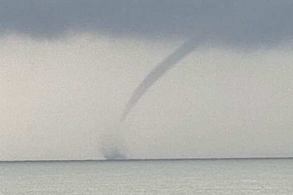 Tromba o embudo marino esta mañana frente a las costas de Veracruz