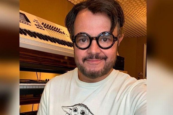 Aleks Syntek sube un TikTok y genera polémica en redes sociales (+video)
