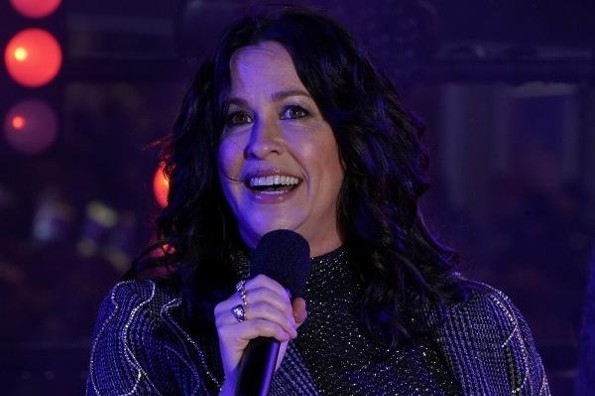 Alanis Morissette revela que sufrió una violación múltiple a los 15 años