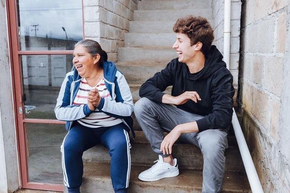 ¡Sí cumplió! Juanpa Zurita entrega casas a damnificados tras ser acusado de fraude