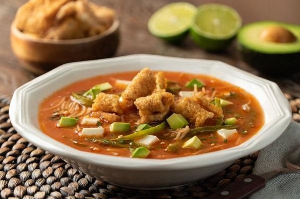 Receta de hoy: Sopa de fideo con nopales