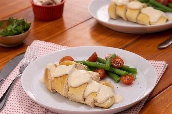 Receta de hoy: Pechuga de pollo en salsa de queso